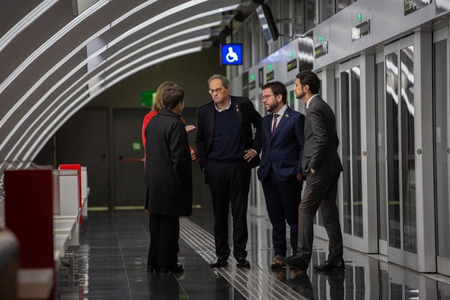 Presidente de la Generalitat Quim Torra, vicepresidente Pere Aragonès, el conseller Damià Calvet, la alcaldesa de L'Hospitalet Núria Marin y la concejal de Movilidad de Barcelona Rosa Alarcón inauguran la estación Ciutat de la Justicia de la L10 Sud Metro