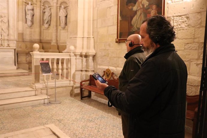 Visitantes a la Catedral durante el programa "Conocer para conservar"