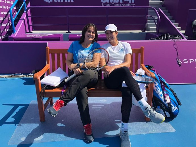 Garbiñe Muguruza y Conchita Martínez