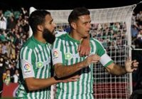 Canales sella en el descuento la remontada del Betis ante el Valencia
