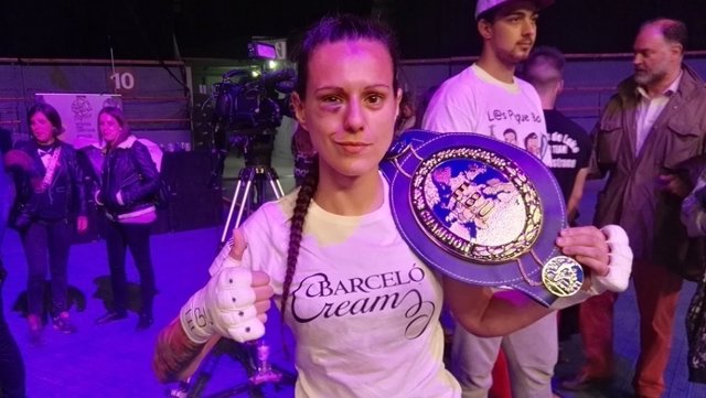 Joana Pastrana, después de un combate.