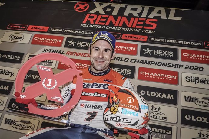 El piloto español Toni Bou (Repsol Honda) tras ganar en Rennes en el Mundial de X-Trial