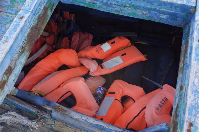 Chalecos salvavidas de inmigrantes en Lampedusa, Italia