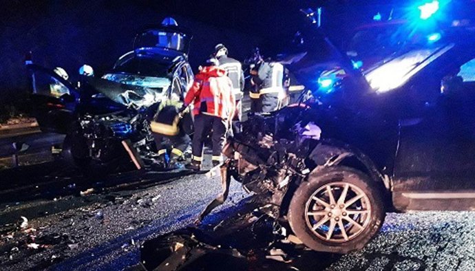 Colisión entre dos vehículos en Ostiz