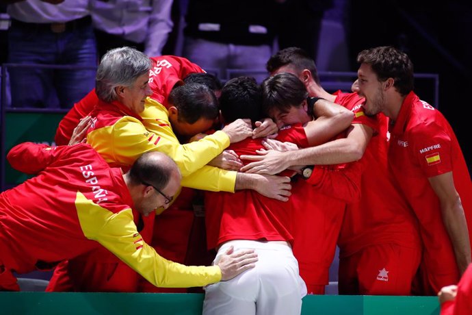 Tenis/Davis.- España celebra la nueva Davis con su sexto título
