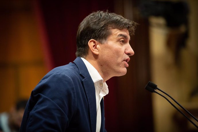 El president d'ERC al Parlament, Sergi Sabri, intervé en la sessió plenria celebrada al Parlament tres dies després que es conegués la sentncia del 'procés', Barcelona (Catalunya, Espanya), 17 d'octubre del 2019 (arxiu)