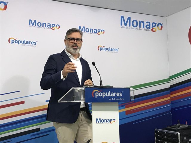 El portavoz del PP en Extremadura, Fernando Pizarro.