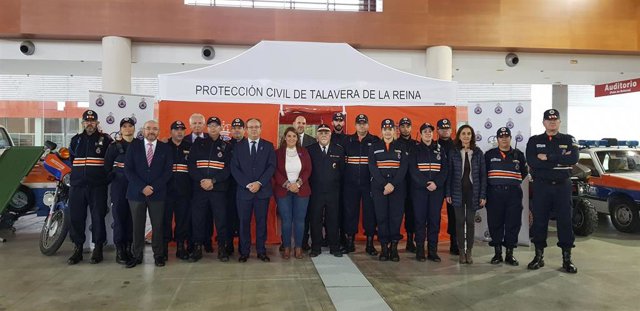 Acto protección civil. Con Tita García Élez y Juan Alfonso Ruiz Molina.