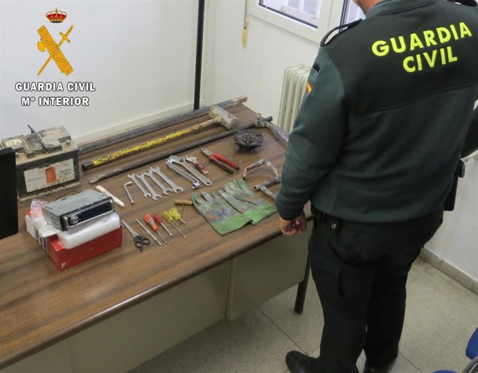 Material encontrado en el coche del presunto ladrón