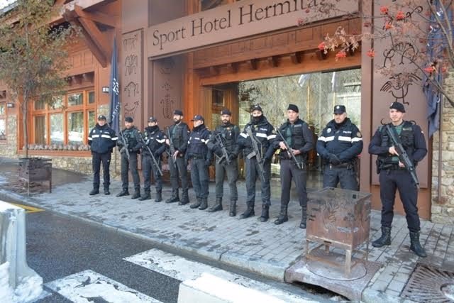 Efectivos de la Guardia Civil desplegados en Andorra para dar apoyo a la policía local en la reunión de ministros del Exterior preparatorio de la Cumbre Iberoamericana