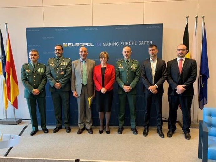 Representantes de la Guardia Civil en la actividad conjunta de Europol contra la propaganda online de grupos terroristas de corte yihadista