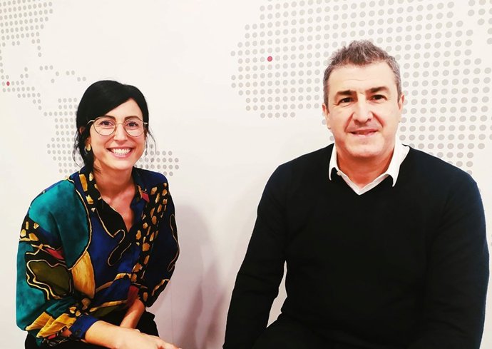 Adriana Area, Managing Director Denomatic junto a Diego Gomila