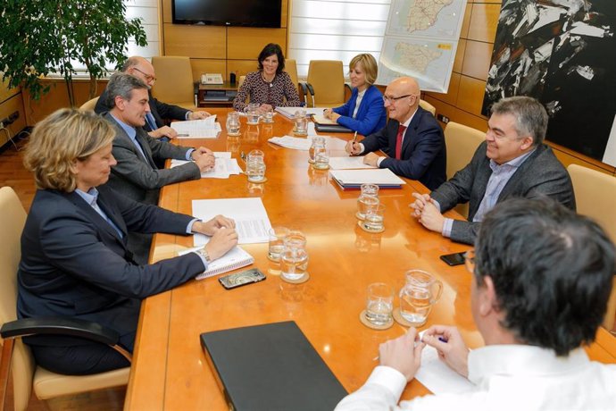 Reunión entre el consejero Ciriza y el secretario de Estado de Infraestructuras