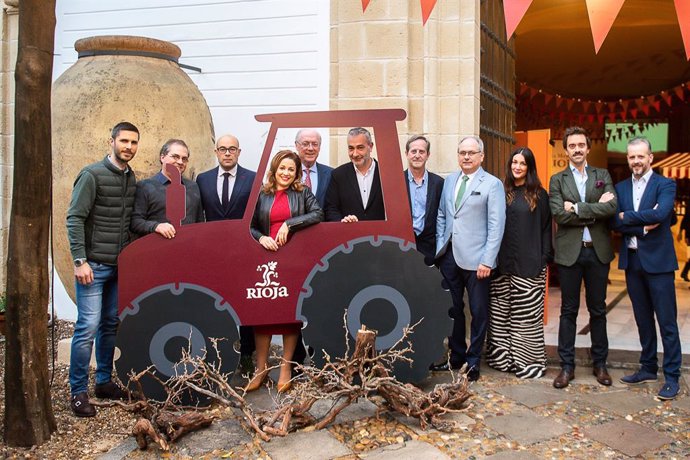 'Plaza Mayor de Rioja' realiza en Sevilla su segunda parada del tour