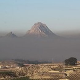 Ecologistas en Acción lleva al Parlamento Europeo la quema de paja y parafinas c