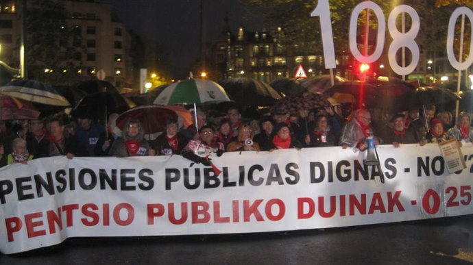 Miles de pensiones reclaman "pensiones dignas"