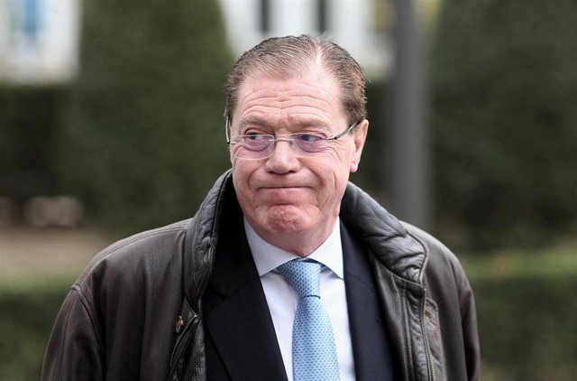 La Audiencia Nacional vuelve a juzgar al ex consejero delegado del Banco de Valencia, Domingo Parra, por manipular los procedimientos internos del banco