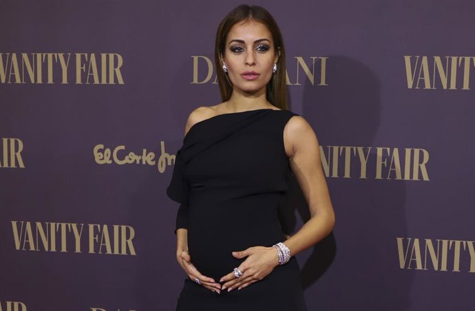 Hiba Abouk, en la alfombra roja de Vanity Fair