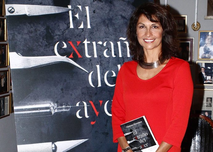 Cristina Higueras en la presentación de su novela 'El extraño del ayer'.