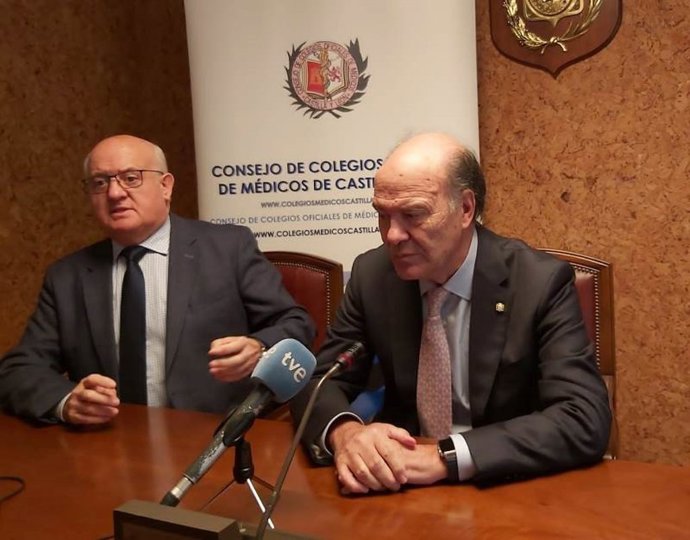 El presidente del Colegio de Médicos de Soria, José Ramón Huerta, y José Luis Díaz
