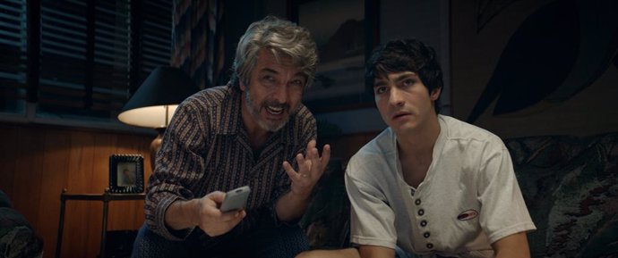 Ricardo y Chino Darín debutan como padre e hijo en 'La odisea de los giles', una