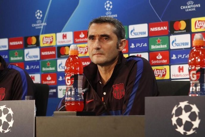 El entrenador del FC Barcelona, Ernesto Valverde, en rueda de prensa