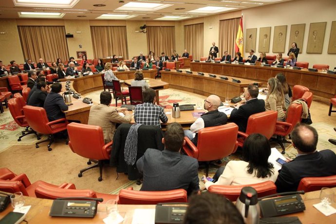 Sala Constitucional del Congreso de los Diputados durante una reunión de la Diputación Permanente del Congreso, en Madrid (España), a 22 de octubre de 2019.