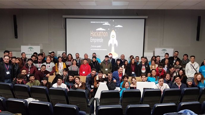 Participantes del I Hackathon Emprende Cádiz