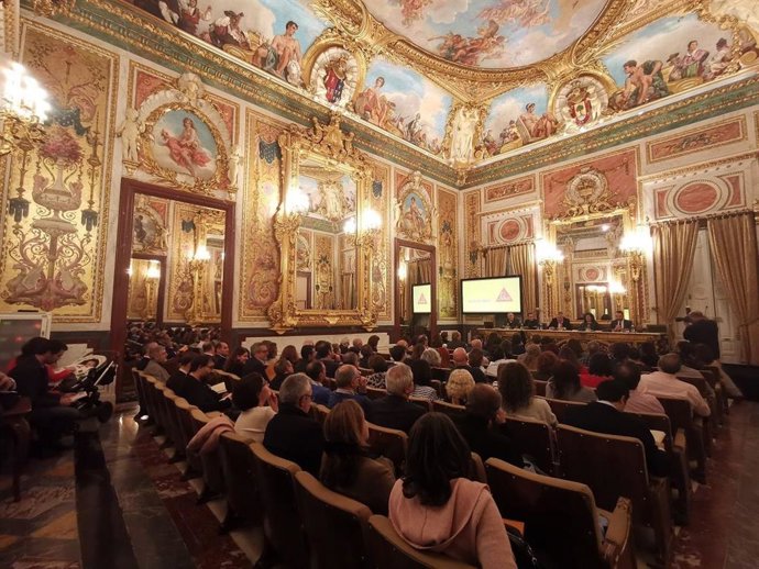 Éxito De Convocatoria