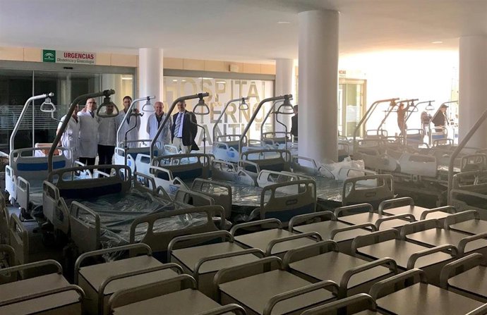Camas preparadas para su instalación en el Materno-Infantil