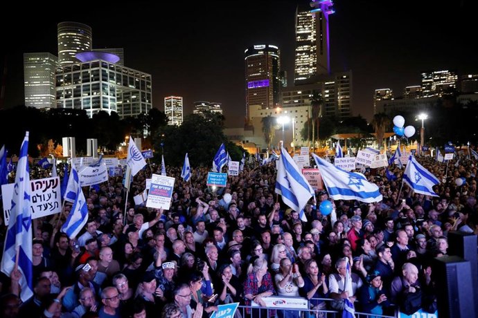 Manifestación a favor del primer ministro de Israel, Benjamin Netanyahu, tras ser imputado por corrupción