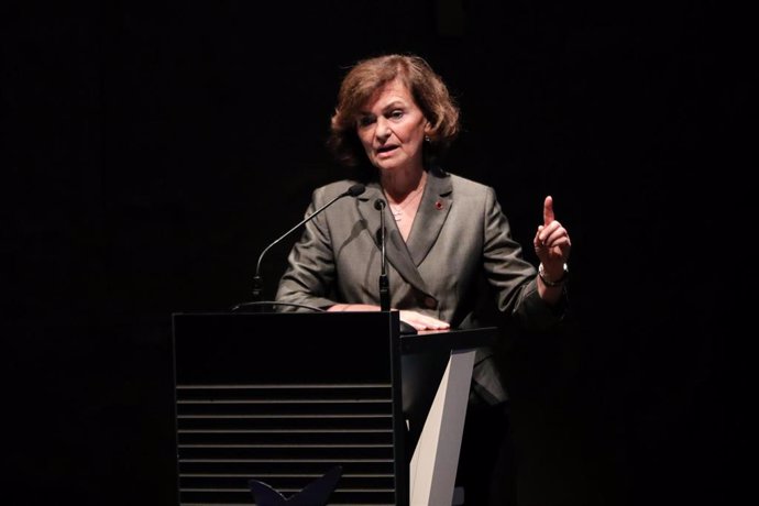 La vicepresidenta del Gobierno en funciones, Carmen Calvo, interviene en la presentación de 'España Feminista' en el CaixaForum de Madrid, el 26 de noviembre de 2019.