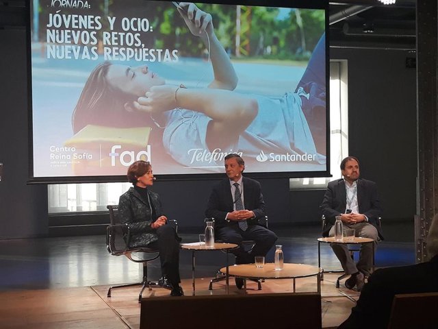 Presentación estudio de la FAD sobre juventud.