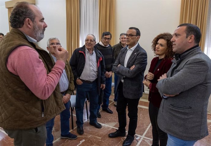 La Diputación entrega los premios del Campeonato Provincial de Caza Menor con perro en la modalidad de Veterano.