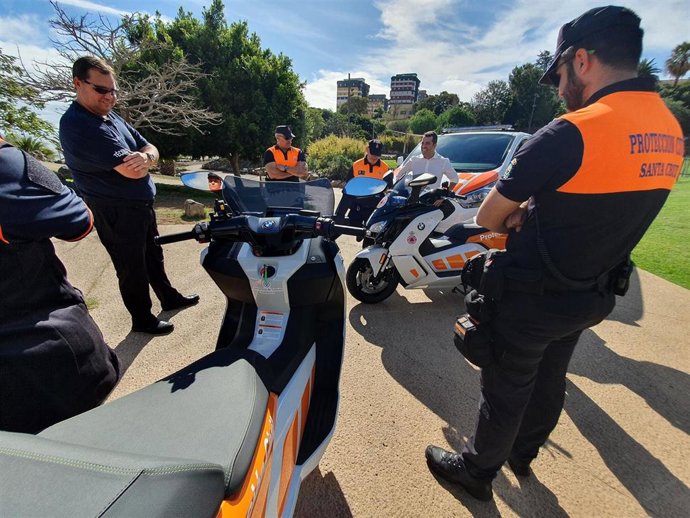 Nuevos vehículos de Protección Civil de Santa Cruz de Tenerife