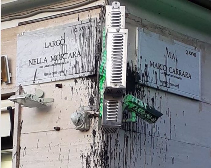 Italia.- Atacadas con pintura las placas de dos calles rebautizadas con científi
