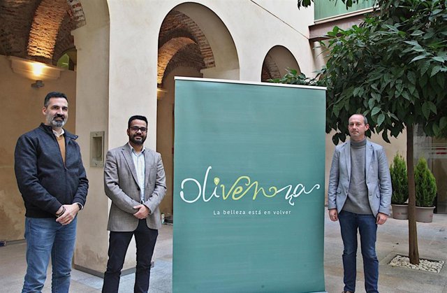 González Andrade, en la presentación de la nueva marca