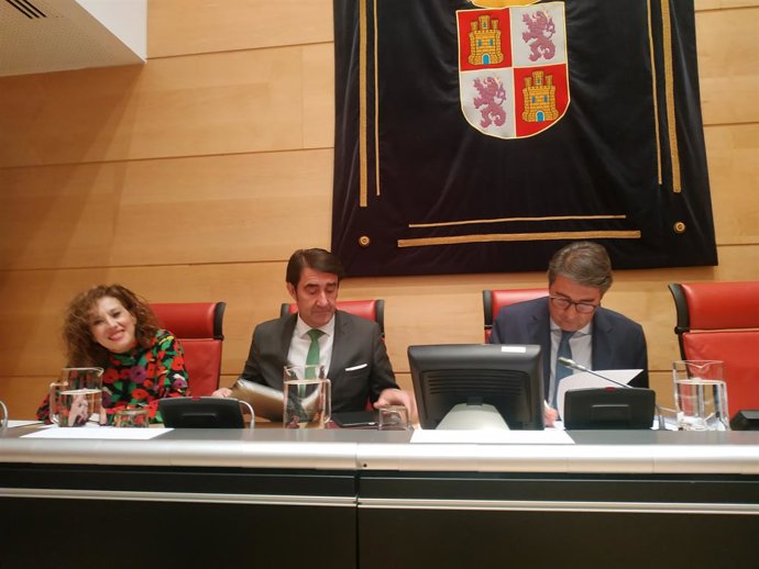 Quiñones se felicita del descenso en incendios y superficie afectada pese a un v