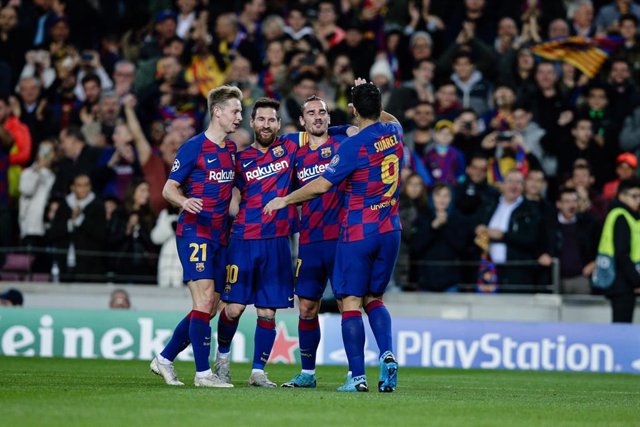 Messi con De Jong, Griezmann y Luis Suárez en la victoria ante el Dortmund