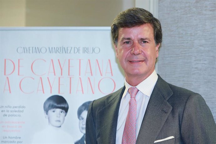 Cayetano Martínez de Irujo presenta su libro de memorias 'De Cayetana a Cayetano'