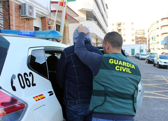 Guardia Civil desmantela una organización criminal dedicada a la trata de seres humanos con fines de explotación laboral