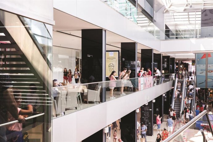 Black Friday: Descubre las mejores sorpresas de los centros comerciales y cómo escapar del estrés