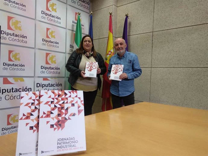 Navajas y Olivares presentan el libro 'Jornadas sobre patrimonio insdustrial. Los retos del siglo XXI'