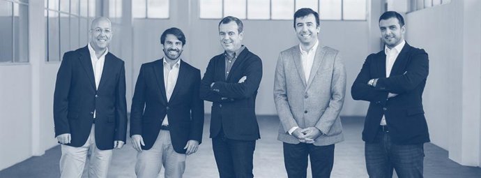 Imagen del comité ejecutivo de Mecwide, integrado por Luis Reis, Paulo Barradas, Carlos Palhares, André Pinto y Pedro Teles.