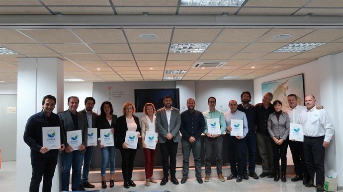 Una treintena de empresas, entidades y centros renuevan el compromiso con el medio ambiente a través del distintivo EMAS.