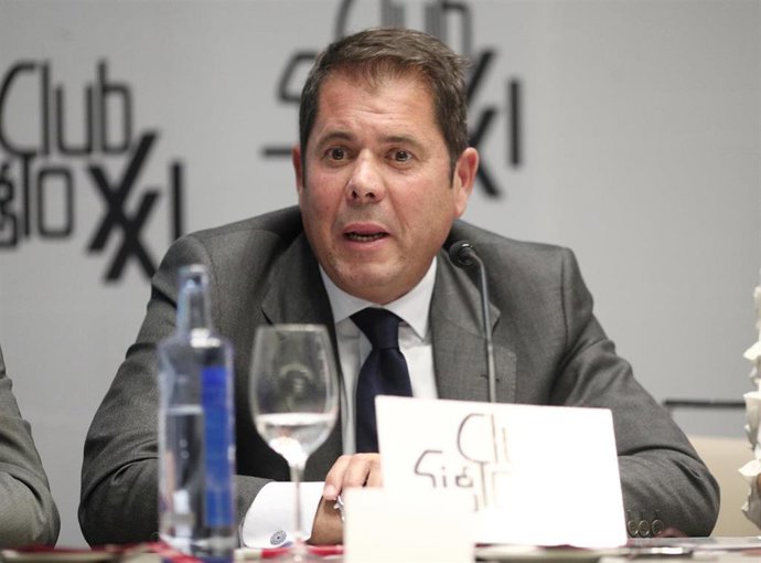 El presidente del CEPYME, Gerardo Cuerva, durante el almuerzo-coloquio organizado por la Confederación Española de la Pequeña y Mediana Empresa (CEPYME) y los sindicados  UGT y  CC.OO  en el Club Siglo XXI, en Madrid a 12 de septiembre de 2019.