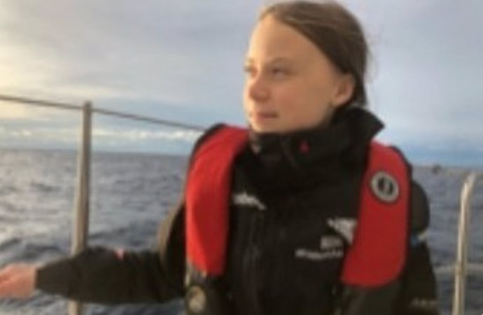 Greta Thunberg en su 15 día de navegación hacia Lisboa para acudir a la COP25