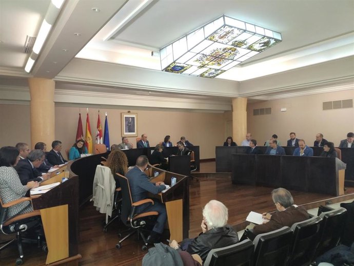 : Pleno Ordinario Celebrado El Día 28 En El Palacio Provicncial De La Diputación De Segovia, Presidido Por Miguel Ángel De Vicente (PP).