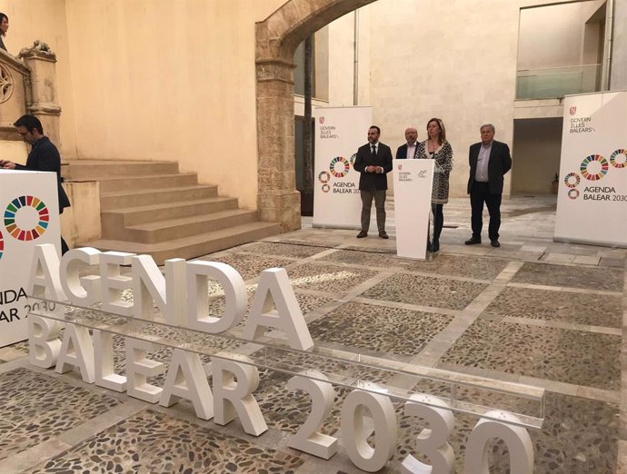 La presidenta del Govern, Francina Armengol, ha explicat aquest dijous després de la primera reunió de la Taula per a la 'Agenda Balear 2030'