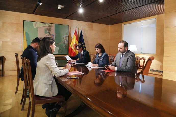 Reunió entre el PSOE i ERC al Congrés.